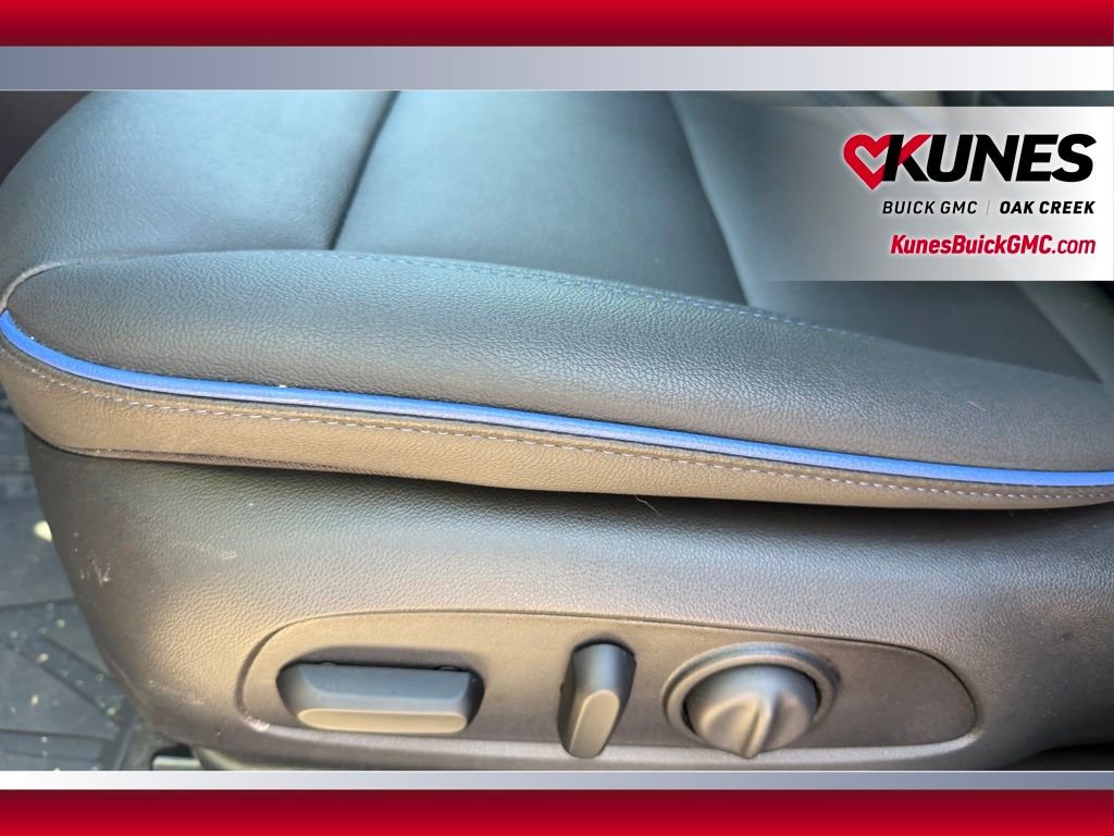 Used 2026 Buick Envista Sport Touring w/ Convenience I Package FWD image 14
