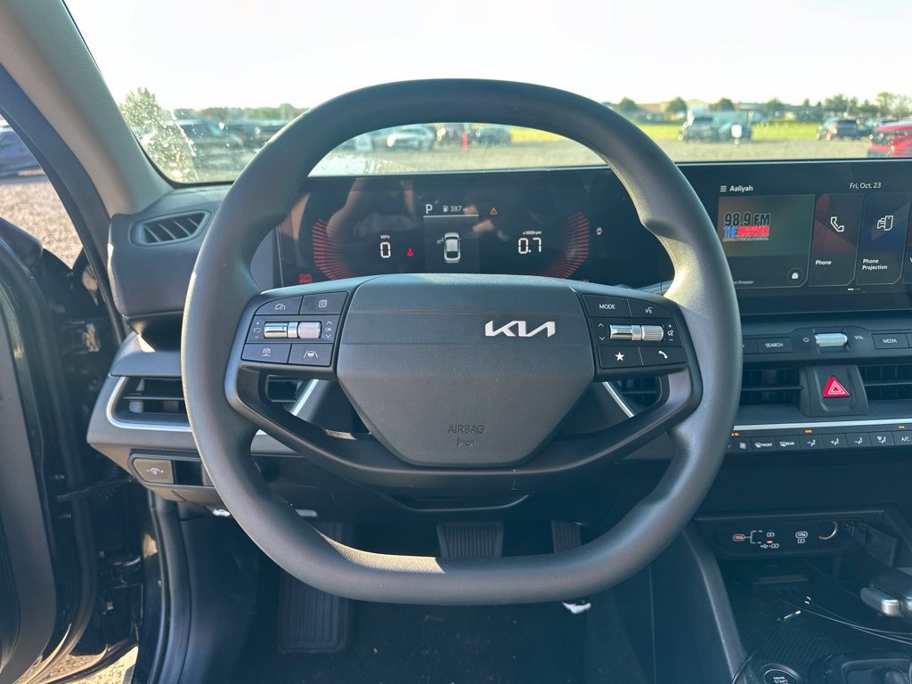 Used 2026 Kia K4 FWD image 17