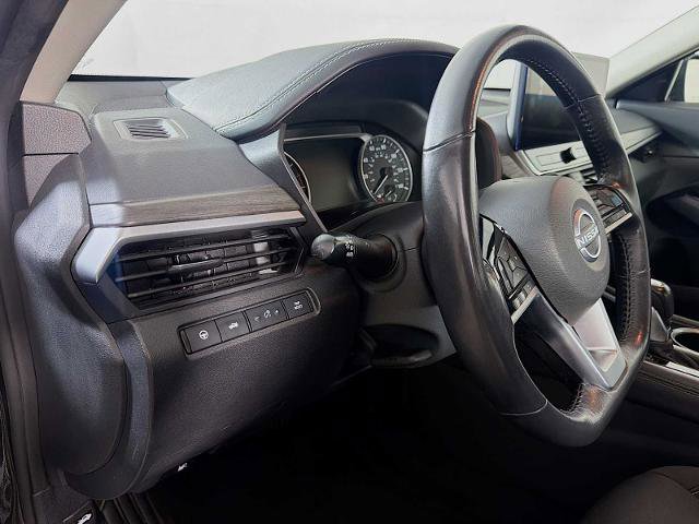 Certified 2023 Nissan Altima 2.5 SV w/ SV Premium Package image 8