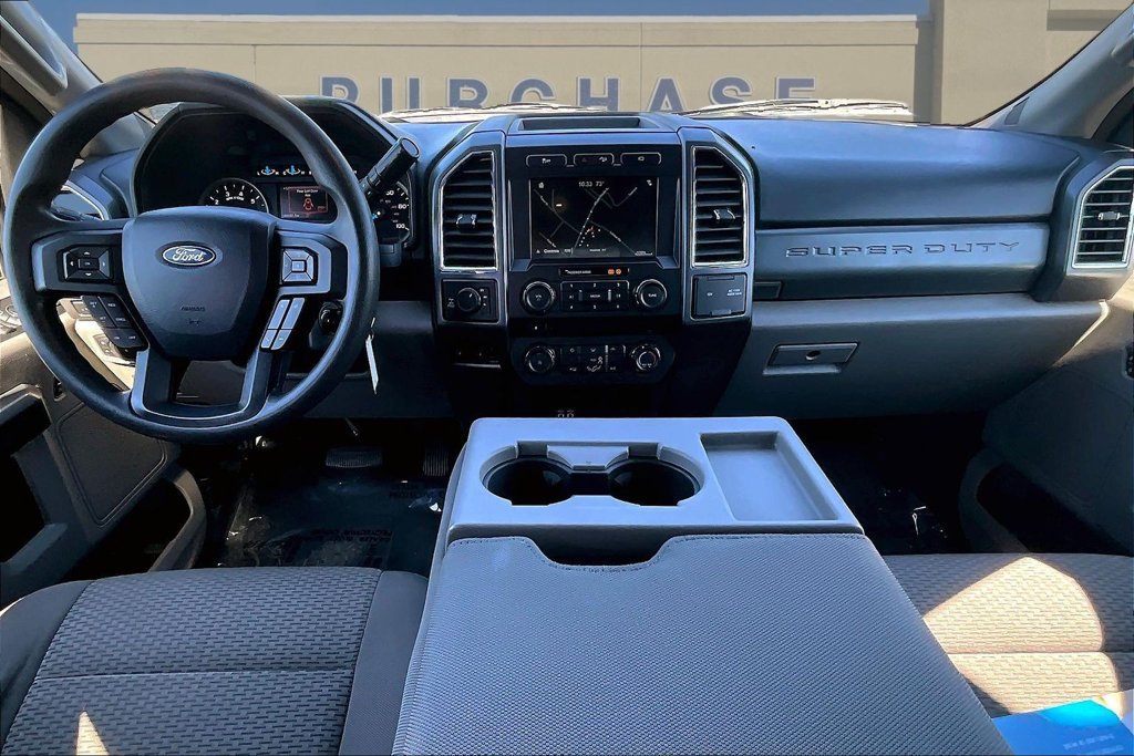 Used 2017 Ford F250 XLT w/ XLT Premium Package AWD/4WD image 9