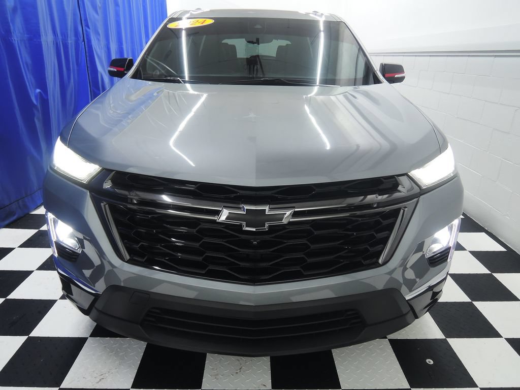 Used 2024 Chevrolet Traverse Premier w/ Redline Edition FWD image 11