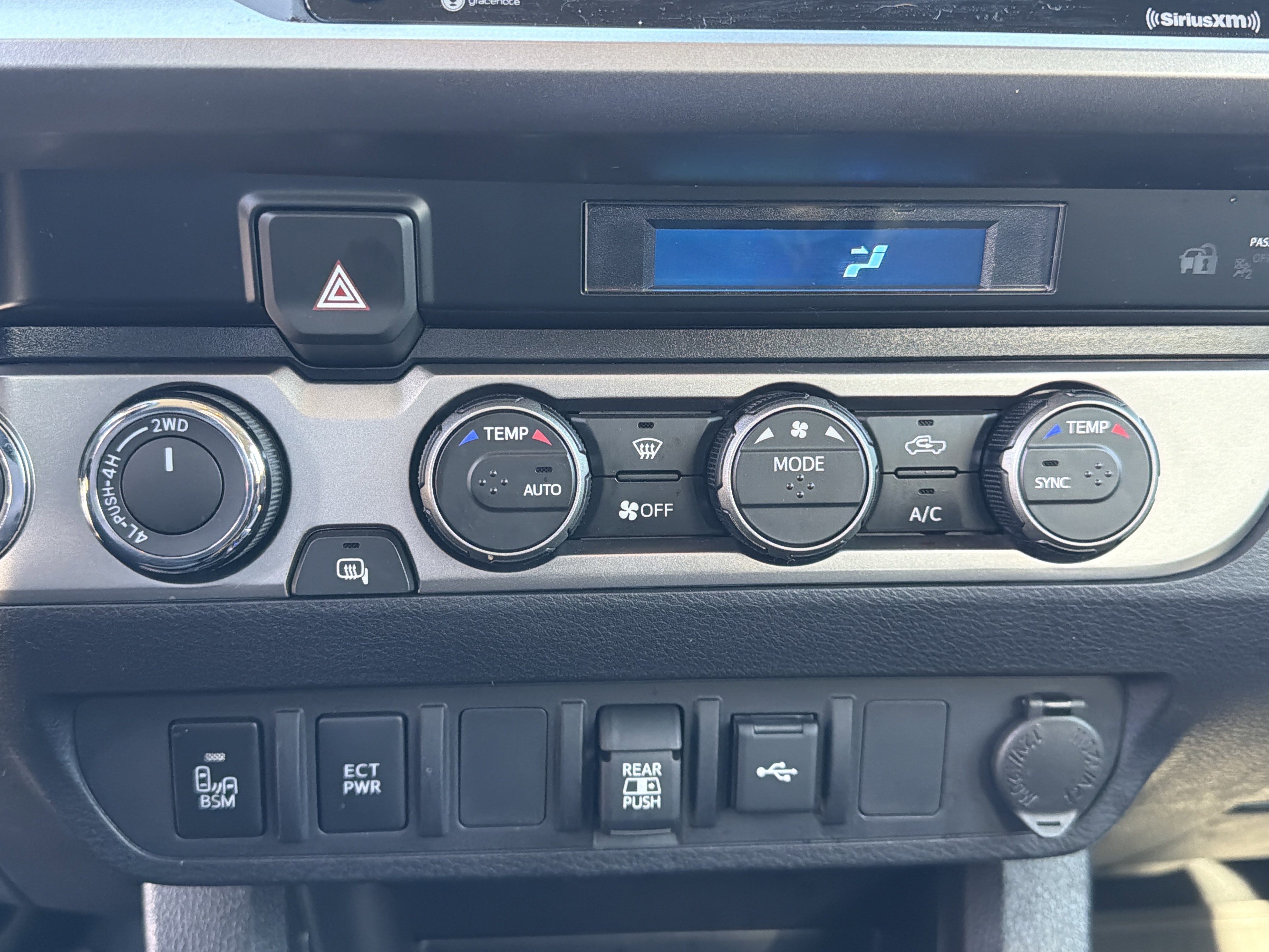 Used 2023 Toyota Tacoma SR5 w/ Technology Package image 5