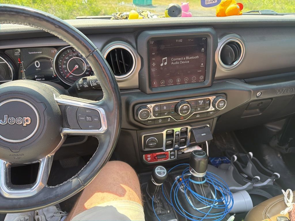 Used 2022 Jeep Wrangler Unlimited Rubicon w/ Cold Weather Group AWD/4WD image 13