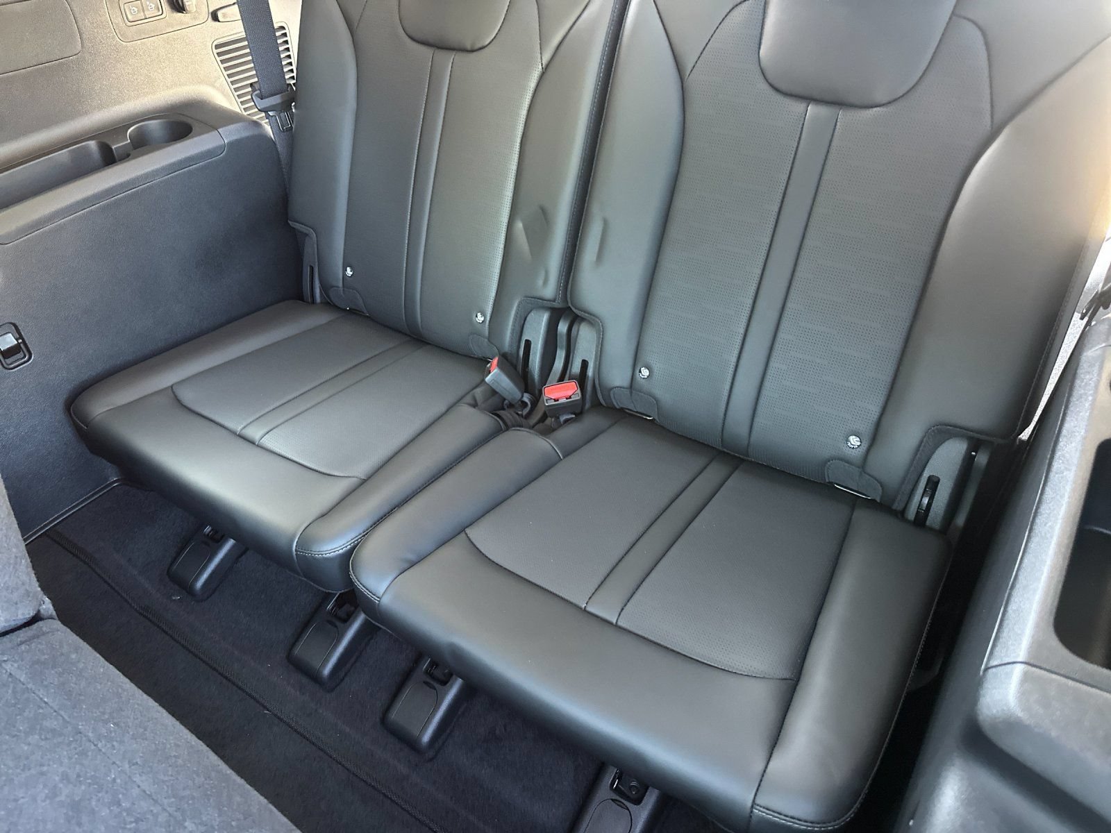 New 2026 Kia Sorento S FWD image 15