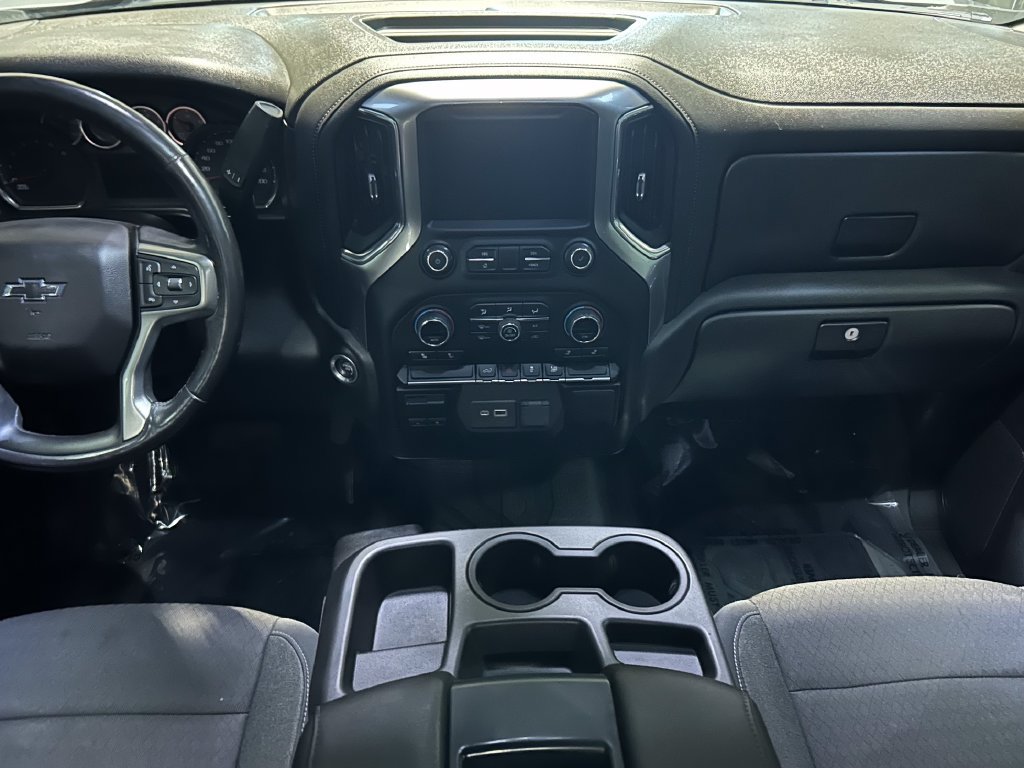 Used 2021 Chevrolet Silverado 1500 RST w/ Max Trailering Package AWD/4WD image 16