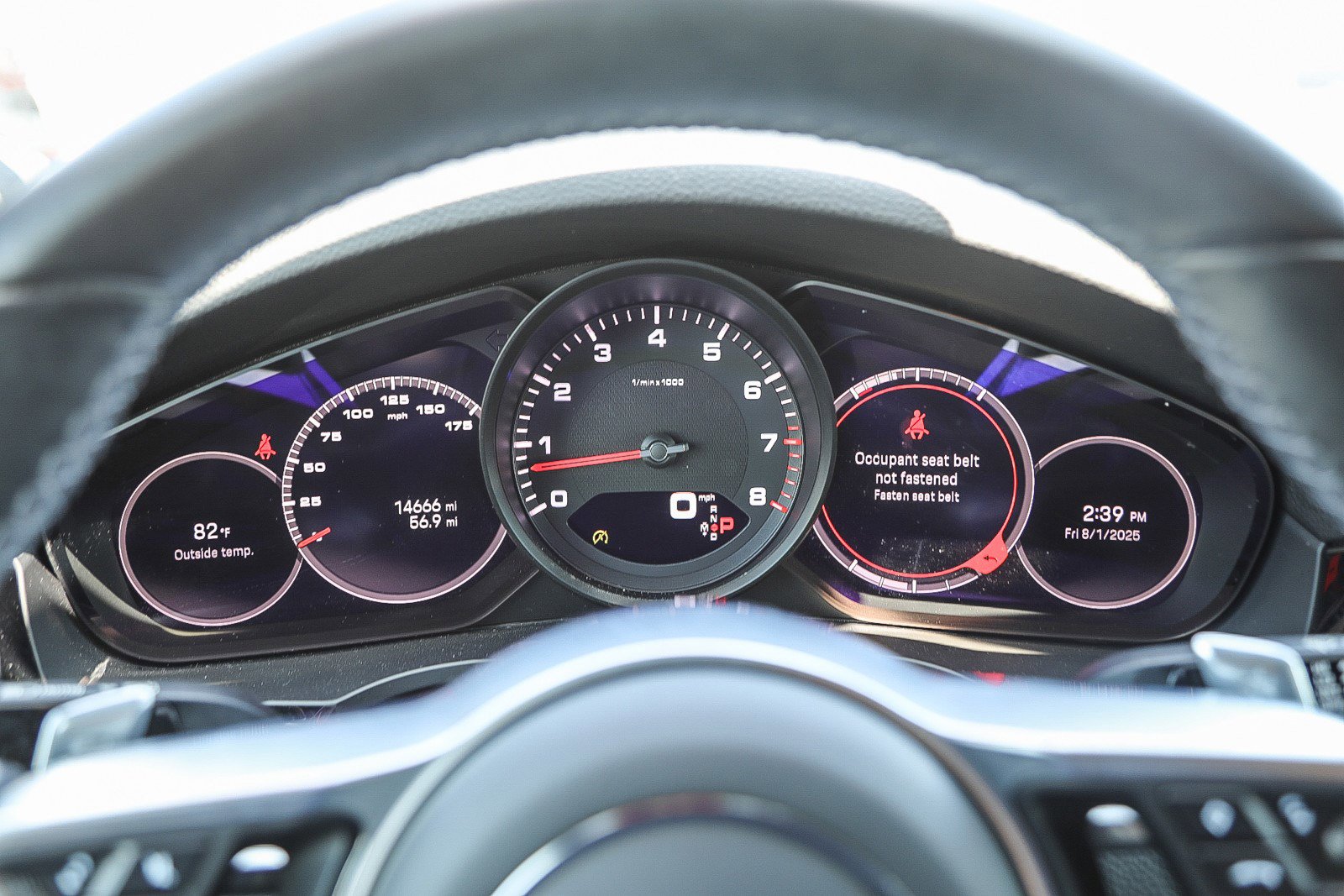 Used 2022 Porsche Cayenne Coupe image 22