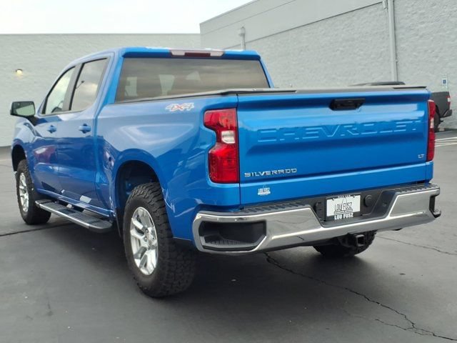 Used 2025 Chevrolet Silverado 1500 LT AWD/4WD image 5