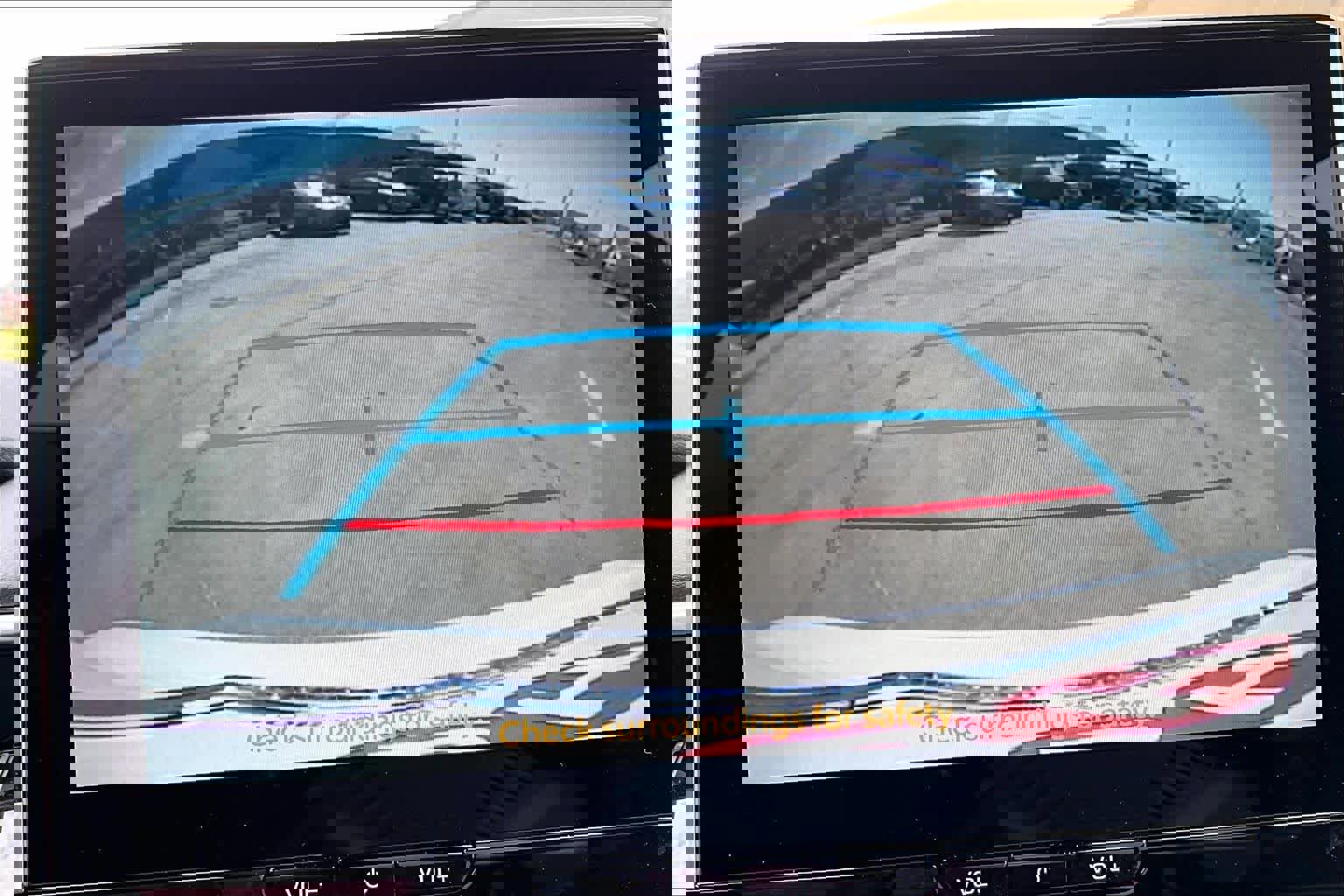 Used 2025 Toyota Corolla SE image 24