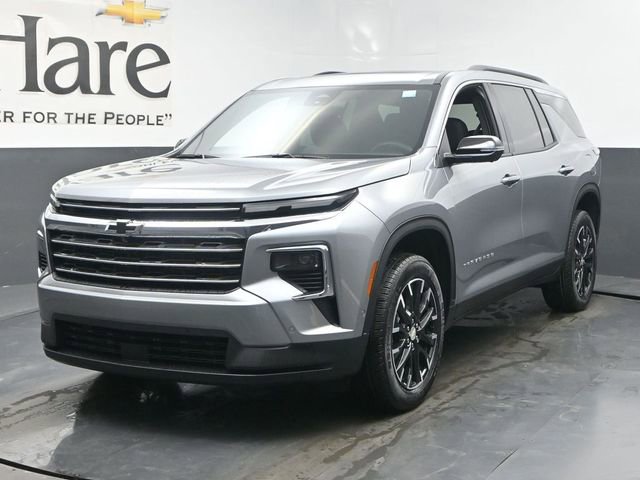New 2026 Chevrolet Traverse LT w/ Enhanced Driving Package FWD image 13