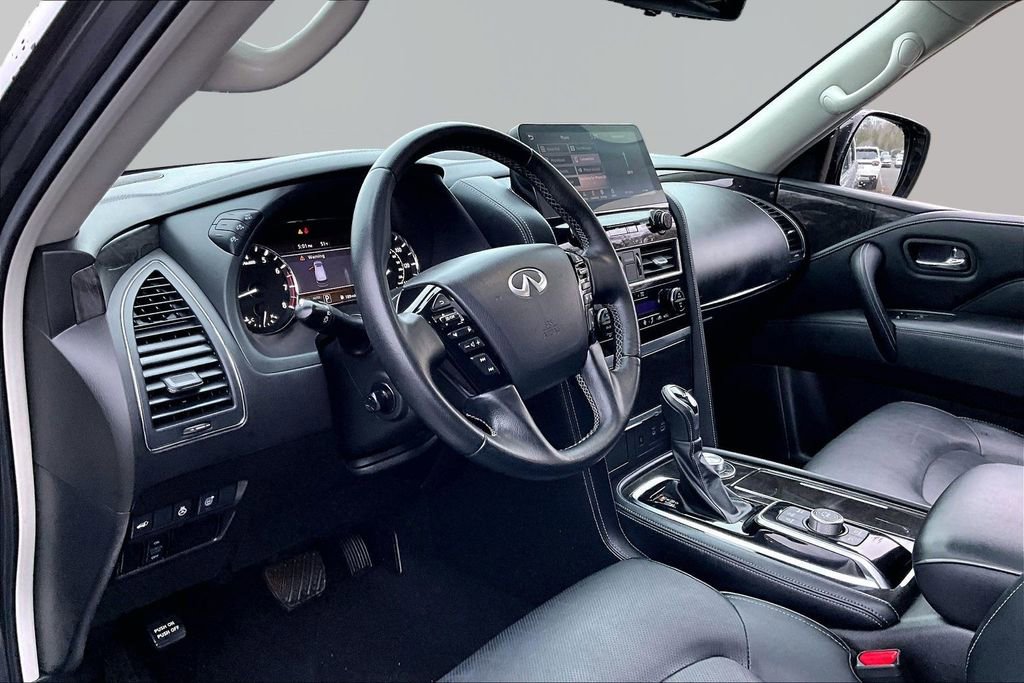 Used 2024 INFINITI QX80 Luxe image 14