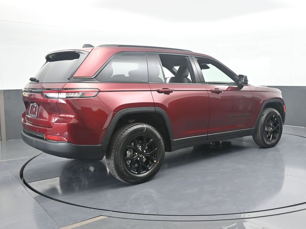 New 2025 Jeep Grand Cherokee Altitude image 6