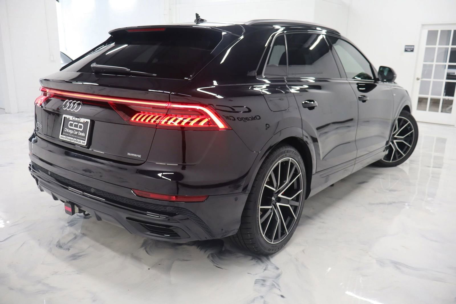 Used 2020 Audi Q8 Prestige w/ Prestige Package AWD/4WD image 10