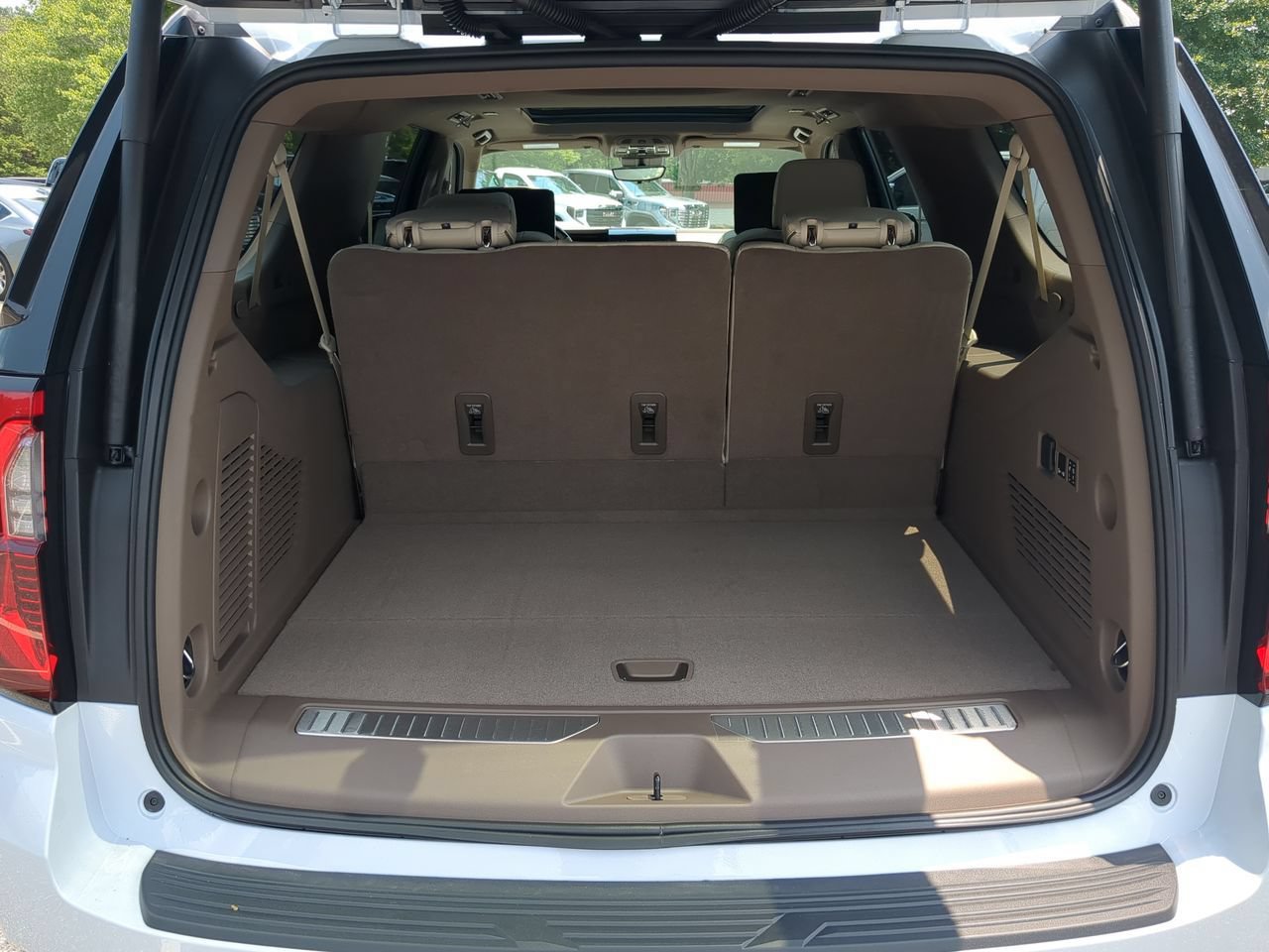 New 2026 GMC Yukon XL Denali w/ Denali Reserve Package AWD/4WD image 27