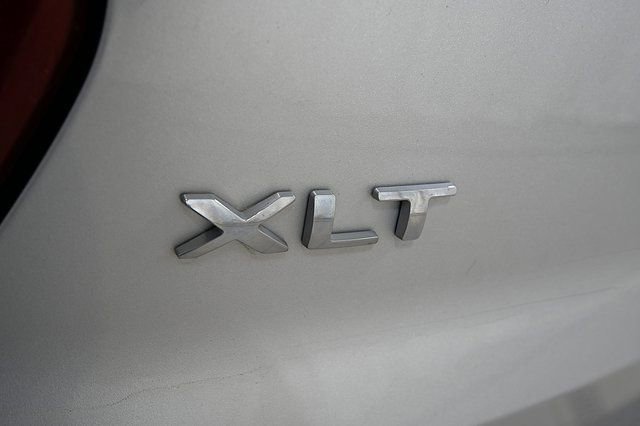 Used 2019 Ford Explorer XLT w/ Class III Trailer Tow Package AWD/4WD image 19