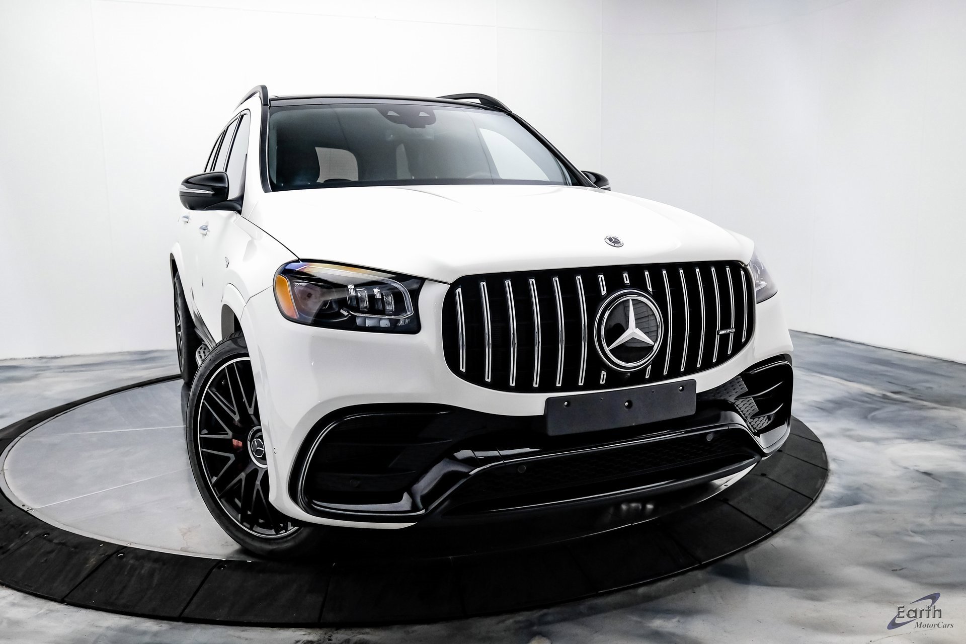 Used 2022 Mercedes-Benz GLS 63 AMG 4MATIC w/ Warmth & Comfort Package image 20