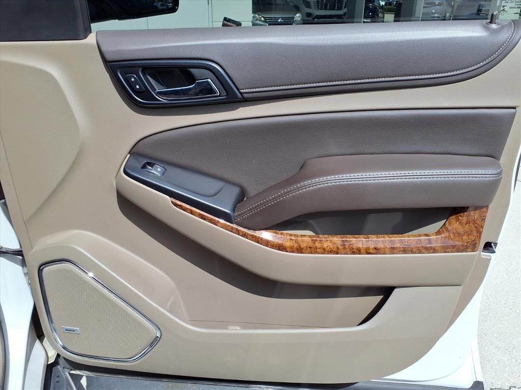 Used 2020 Chevrolet Suburban Premier RWD image 9