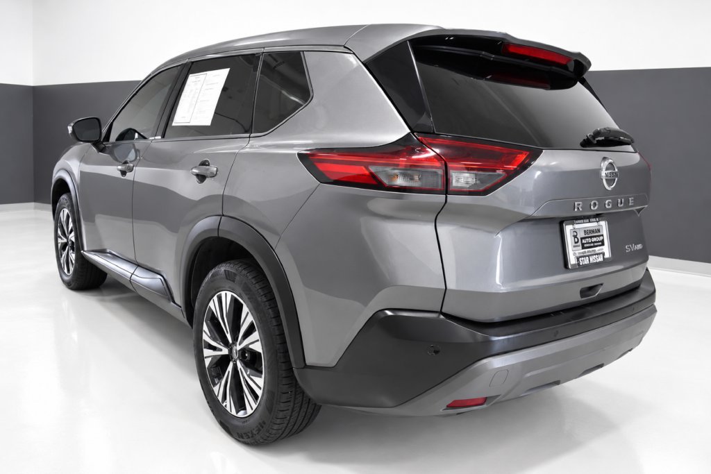 Used 2021 Nissan Rogue SV AWD/4WD image 3