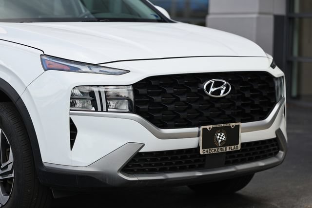 Used 2023 Hyundai Santa Fe SE AWD/4WD image 2