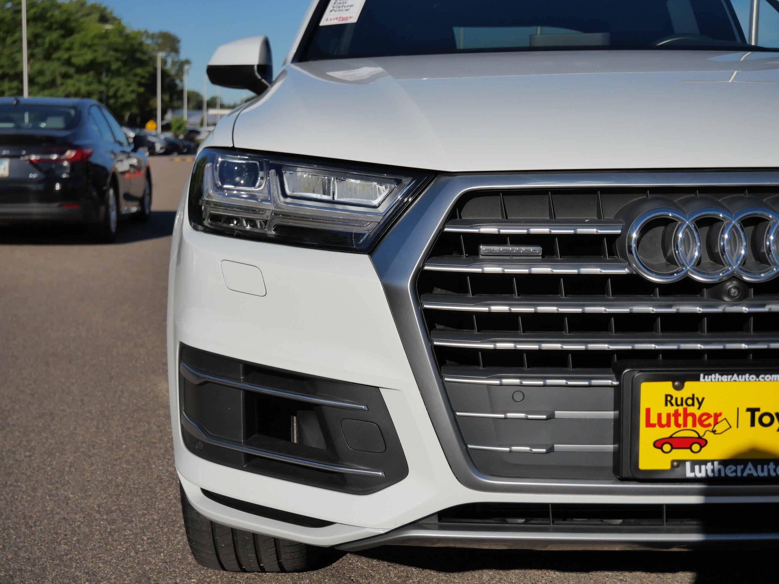 Used 2019 Audi Q7 3.0T Premium Plus w/ Premium Plus Package AWD/4WD image 16