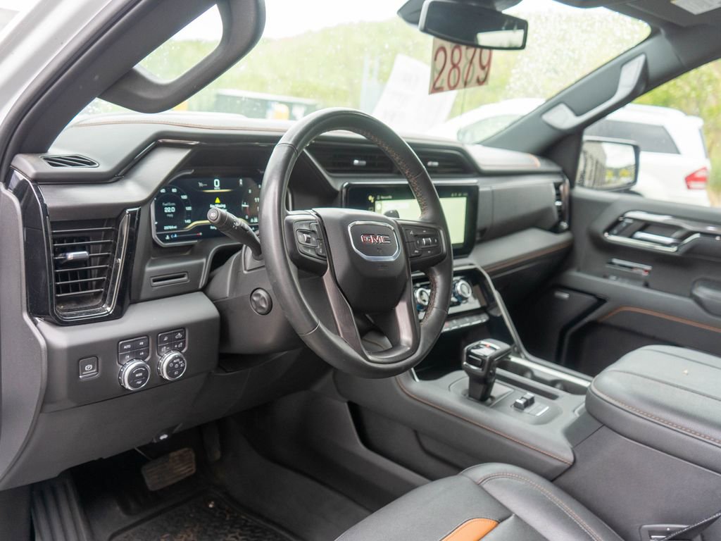 Used 2023 GMC Sierra 1500 AT4 w/ AT4 Preferred Package AWD/4WD image 16