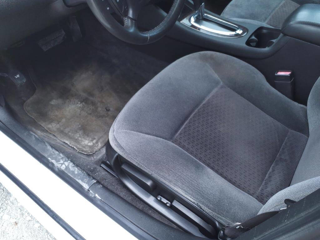 Used 2012 Chevrolet Impala LT w/ LT Sunroof Package FWD image 12