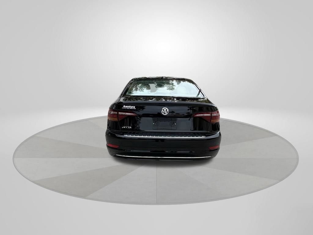 Used 2019 Volkswagen Jetta SE w/ Cold Weather Package image 6
