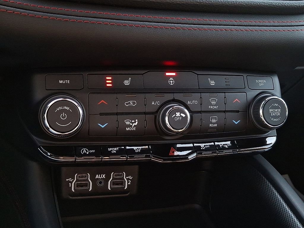 Used 2025 Dodge Durango GT image 19