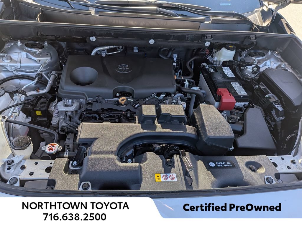 Used 2025 Toyota RAV4 XLE AWD/4WD image 34