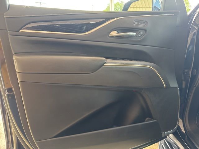 Used 2021 Cadillac Escalade Sport image 11