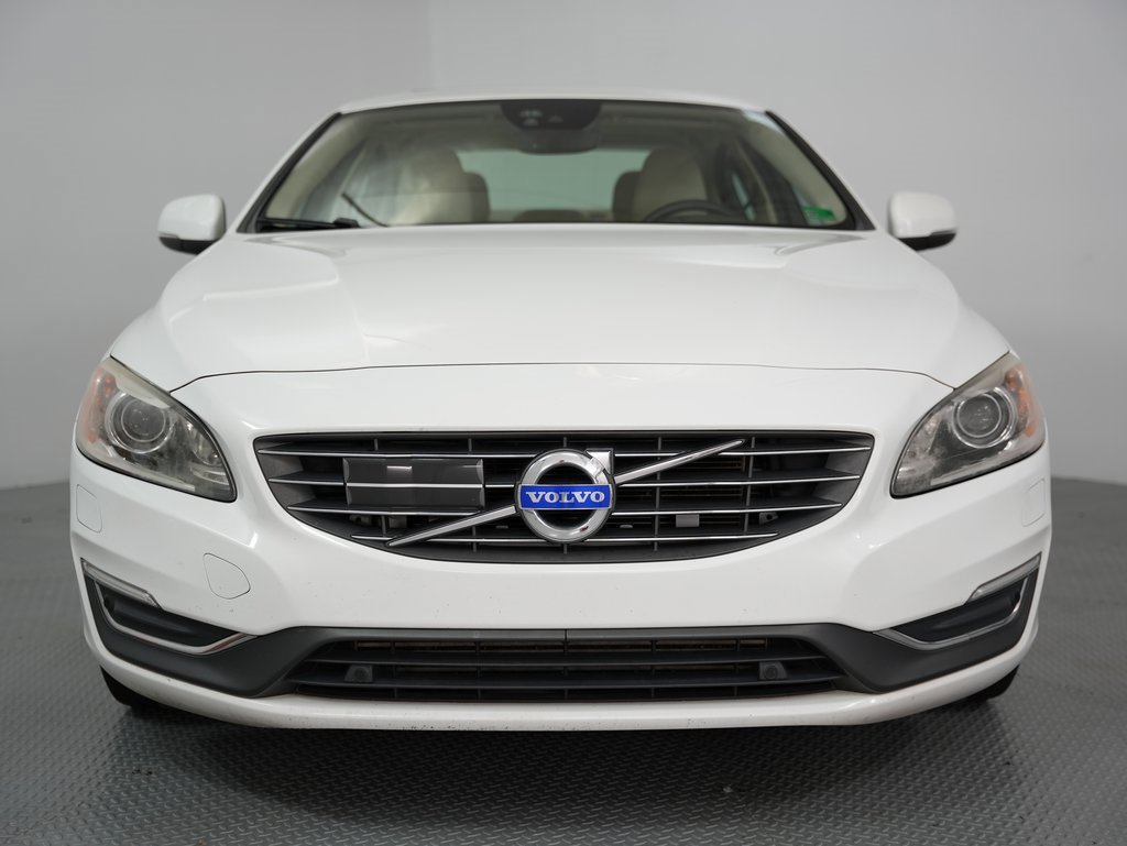 Used 2015 Volvo S60 T5 Platinum image 2