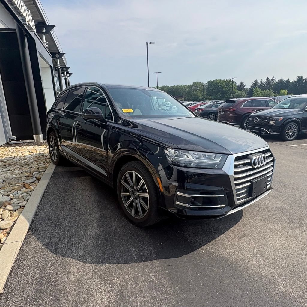Used 2018 Audi Q7 3.0T Premium Plus w/ Premium Plus Package AWD/4WD image 4