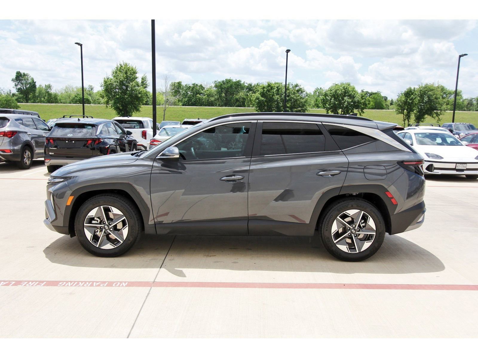 Certified 2025 Hyundai Tucson SEL FWD image 6