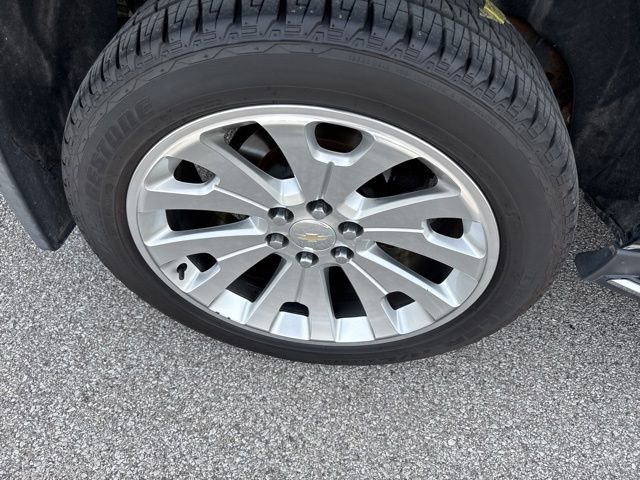 Used 2017 Chevrolet Suburban Premier AWD/4WD image 24
