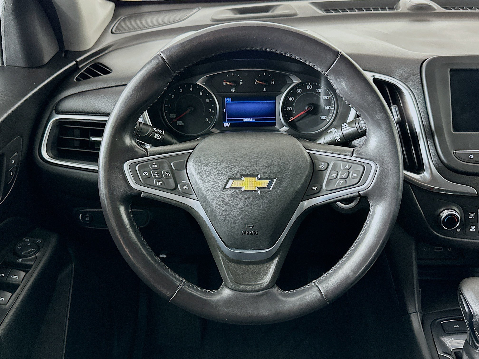 Used 2022 Chevrolet Equinox LT AWD/4WD image 18