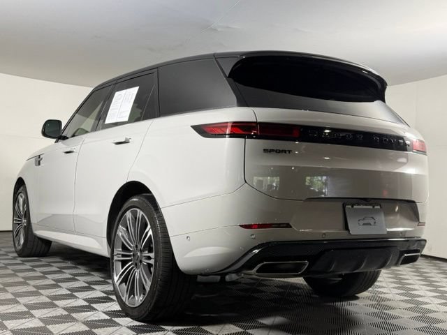 Certified 2025 Land Rover Range Rover Sport Dynamic SE AWD/4WD image 4