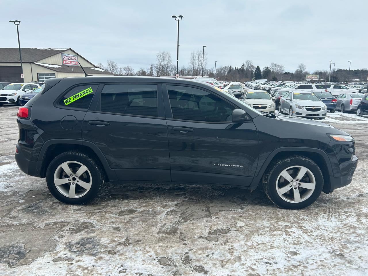 Used 2014 Jeep Cherokee Sport image 4