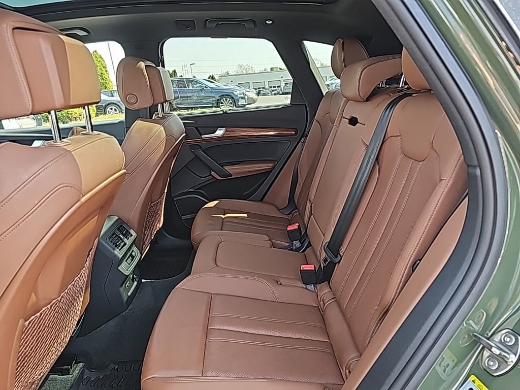 Used 2023 Audi Q5 2.0T Premium Plus w/ Premium Plus Package image 11