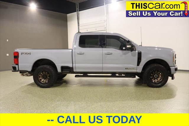 Used 2024 Ford F250 Lariat w/ Black Appearance Package image 8