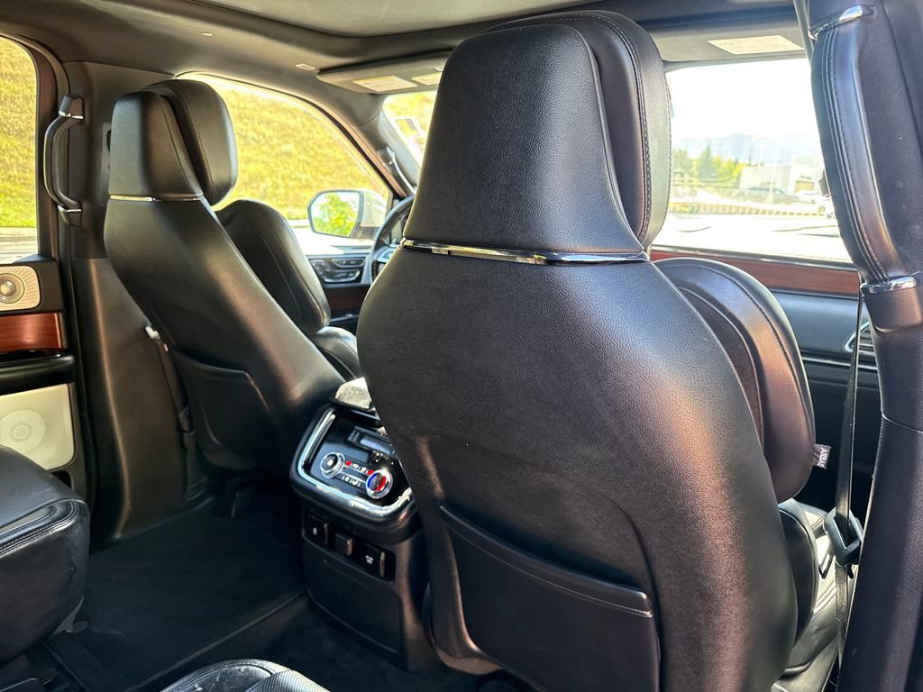 Certified 2021 Lincoln Navigator L Reserve AWD/4WD image 27