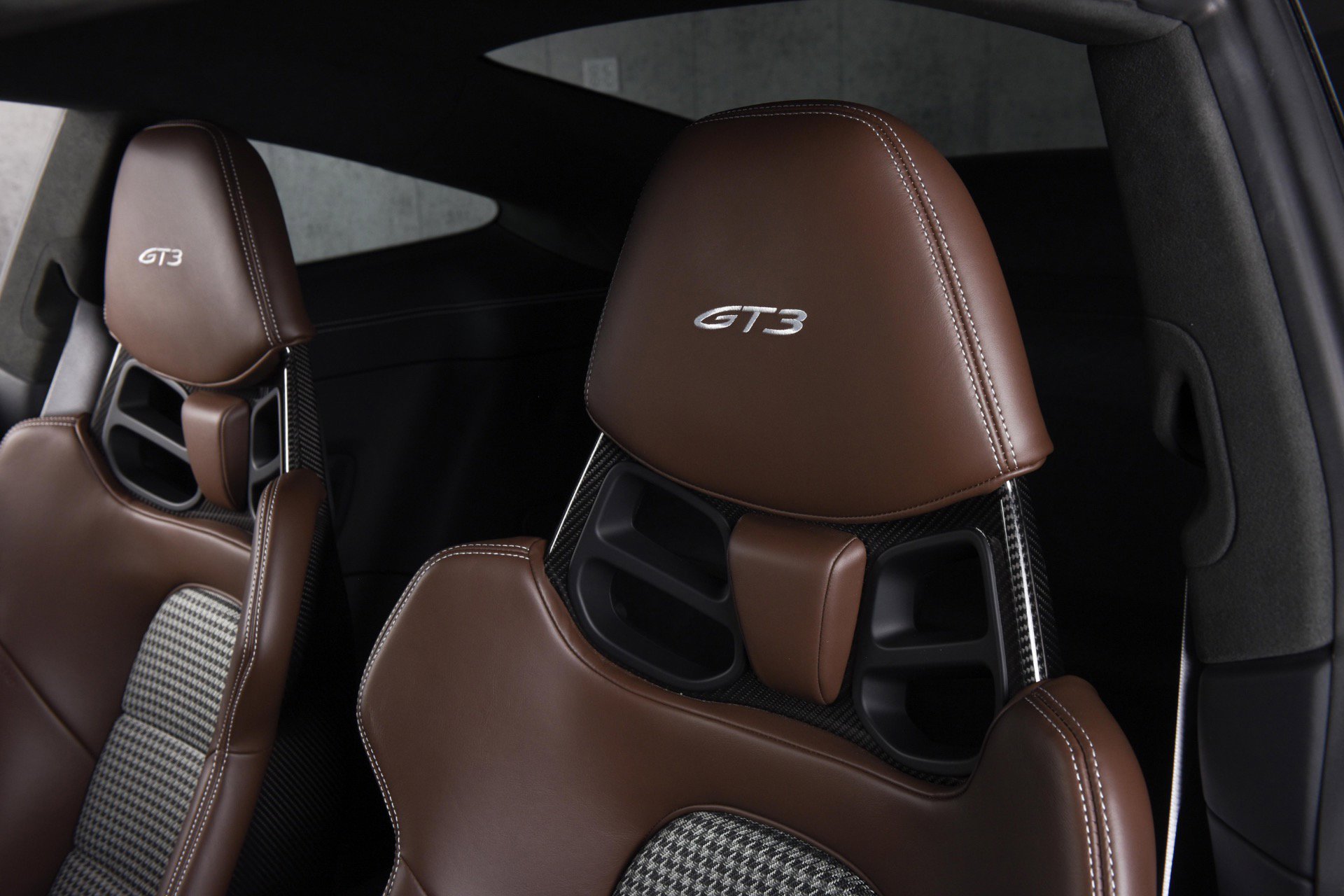 Used 2022 Porsche 911 GT3 image 20