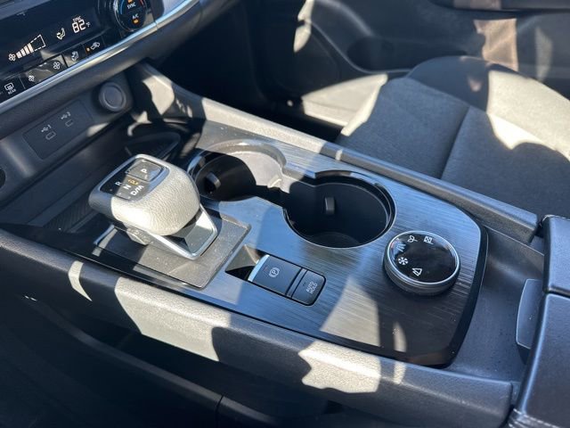 Used 2024 Nissan Rogue SV image 22