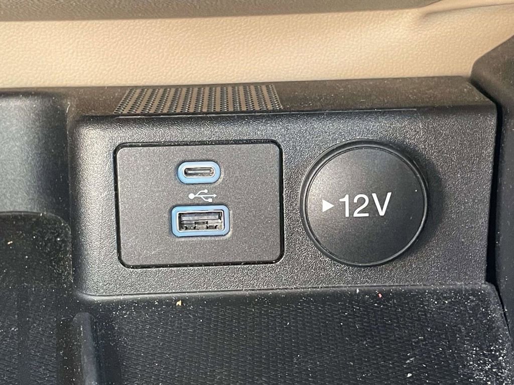 Used 2022 Ford Escape SEL w/ Technology Package image 23