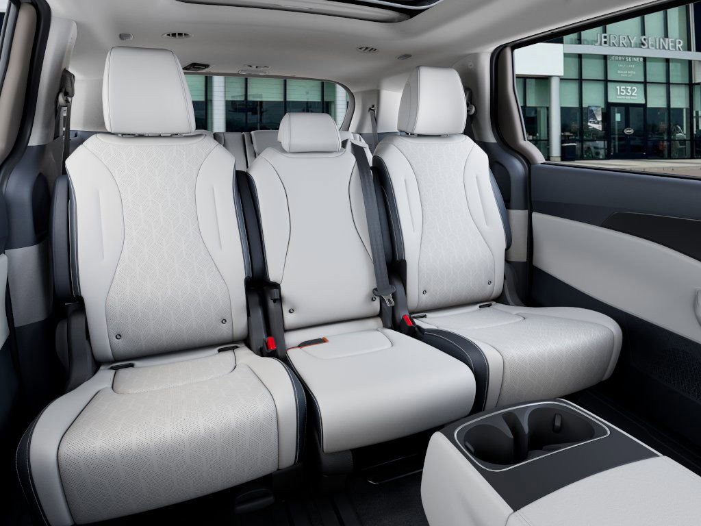 New 2026 Kia Carnival SX w/ SX Dark Edition Package image 17