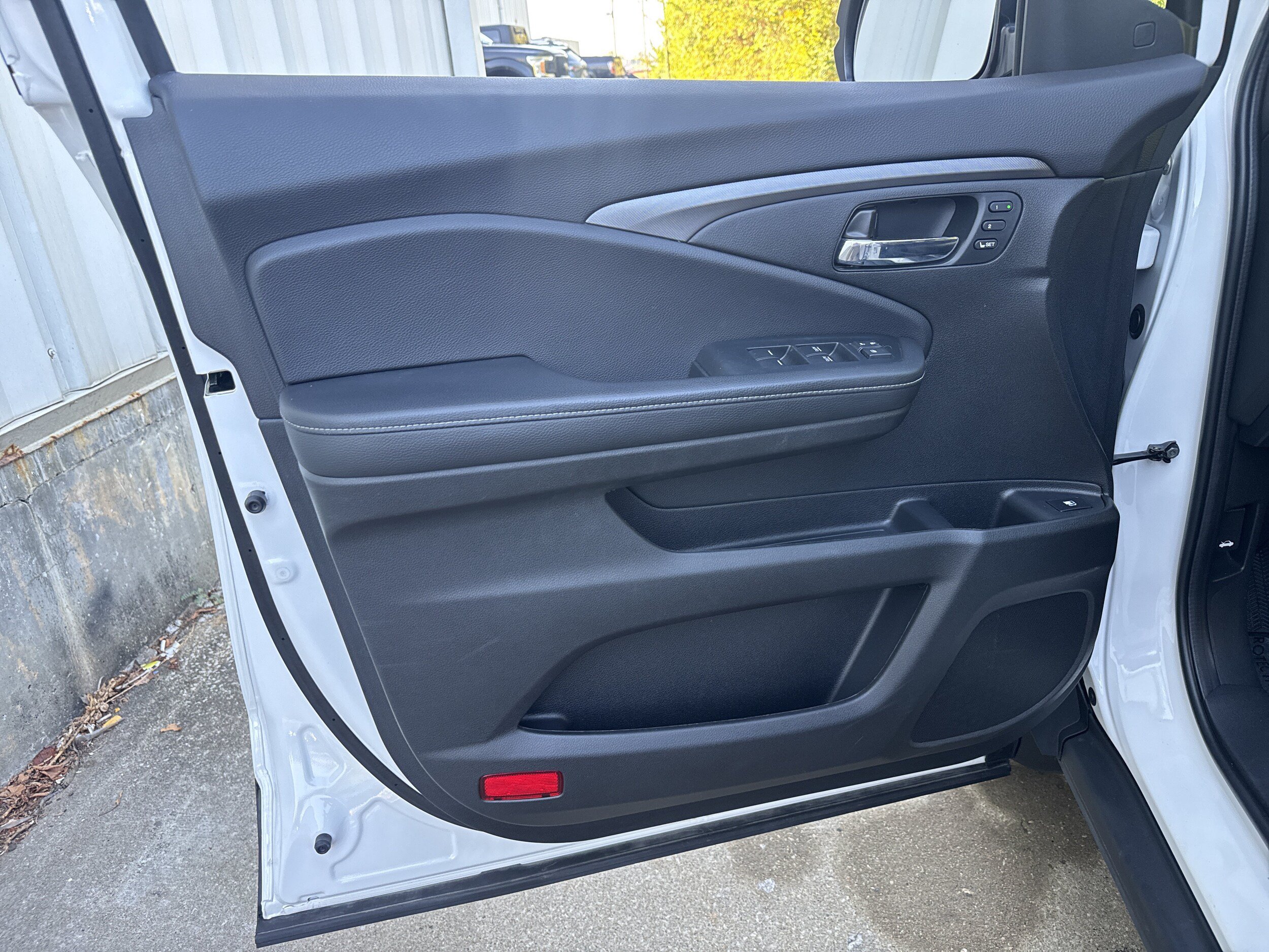 Used 2023 Honda Ridgeline RTL image 8