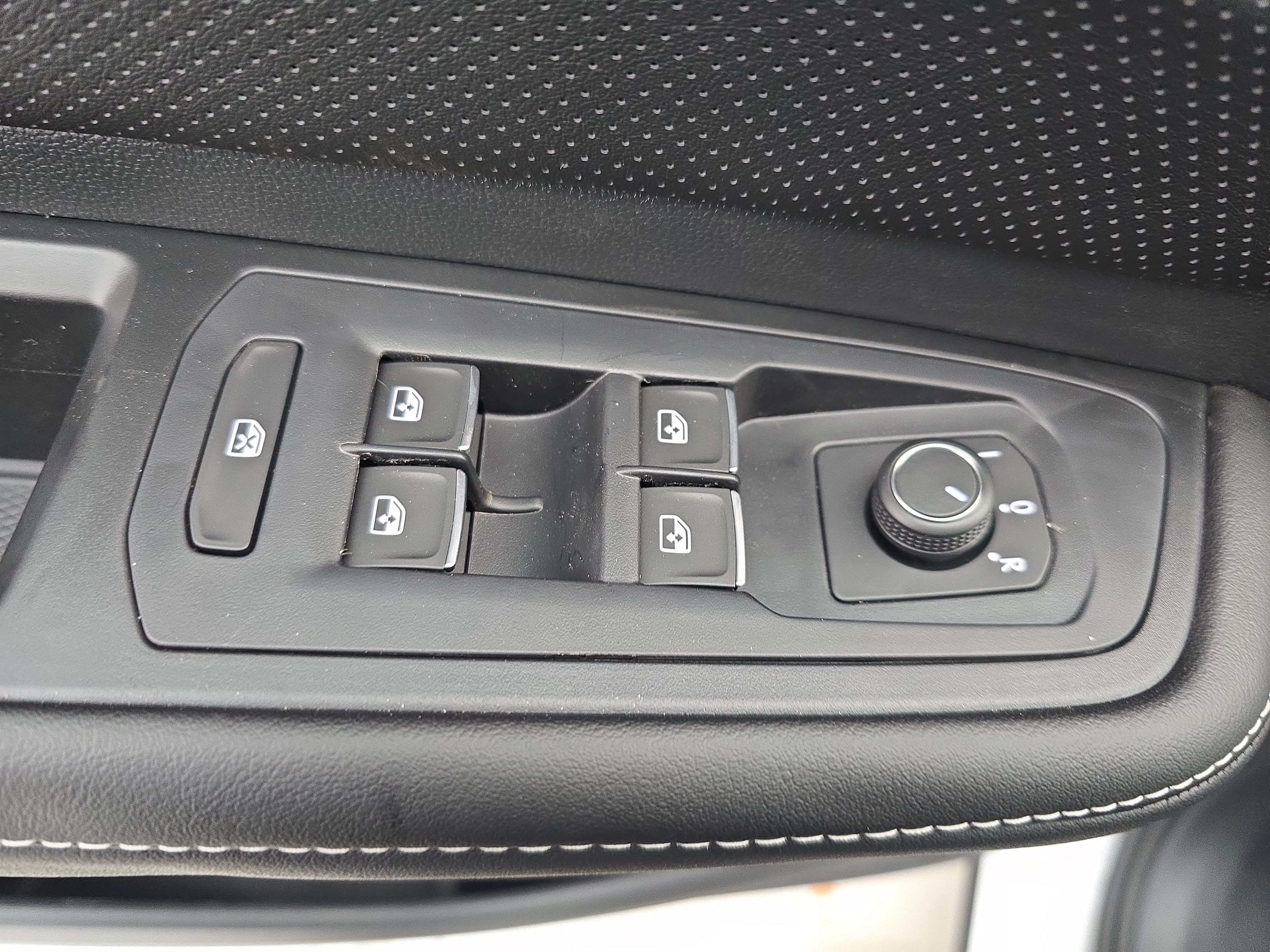 New 2026 Volkswagen Atlas SEL AWD/4WD image 27