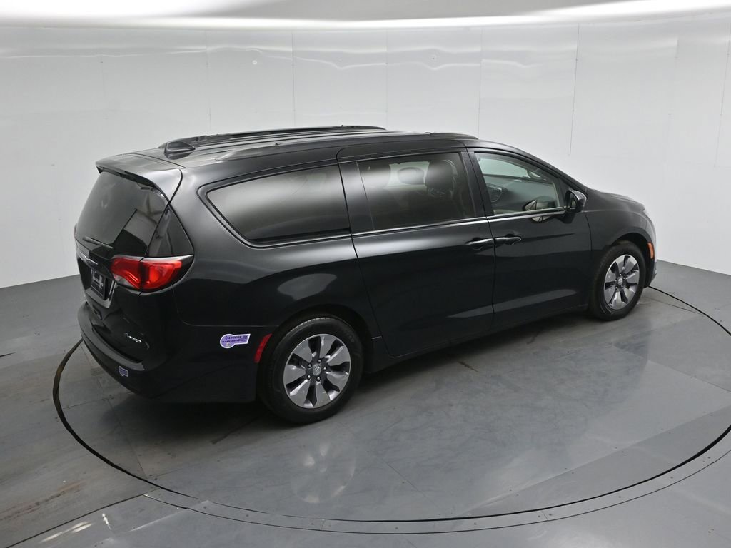 Used 2018 Chrysler Pacifica Limited w/ Advanced Safetytec Group image 41