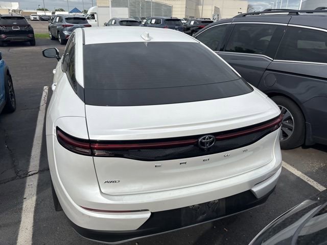 Used 2023 Toyota Crown XLE image 5