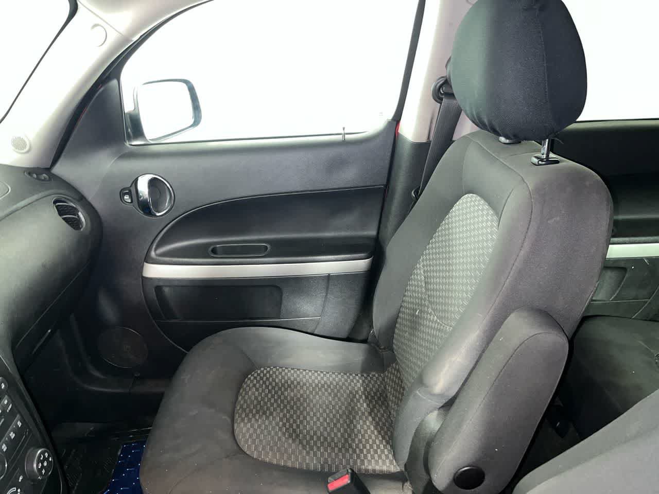 Used 2008 Chevrolet HHR LT FWD image 23