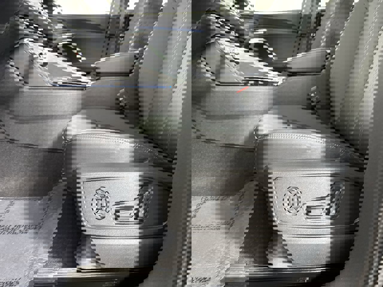 Used 2025 Audi Q5 Premium Plus w/ Premium Plus image 21