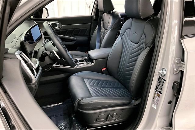 Used 2024 Kia Sorento SX Prestige image 21